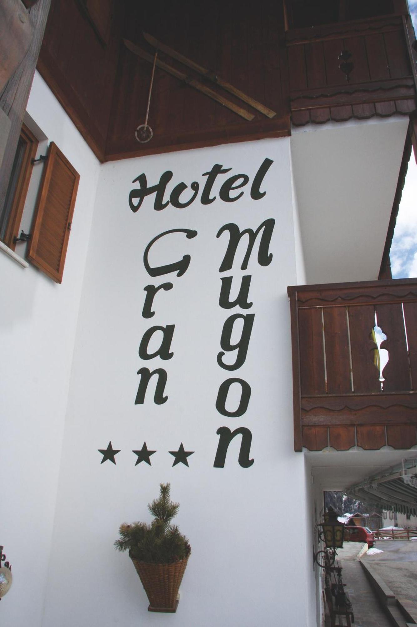 Hotel Gran Mugon Vigo di Fassa Exteriér fotografie